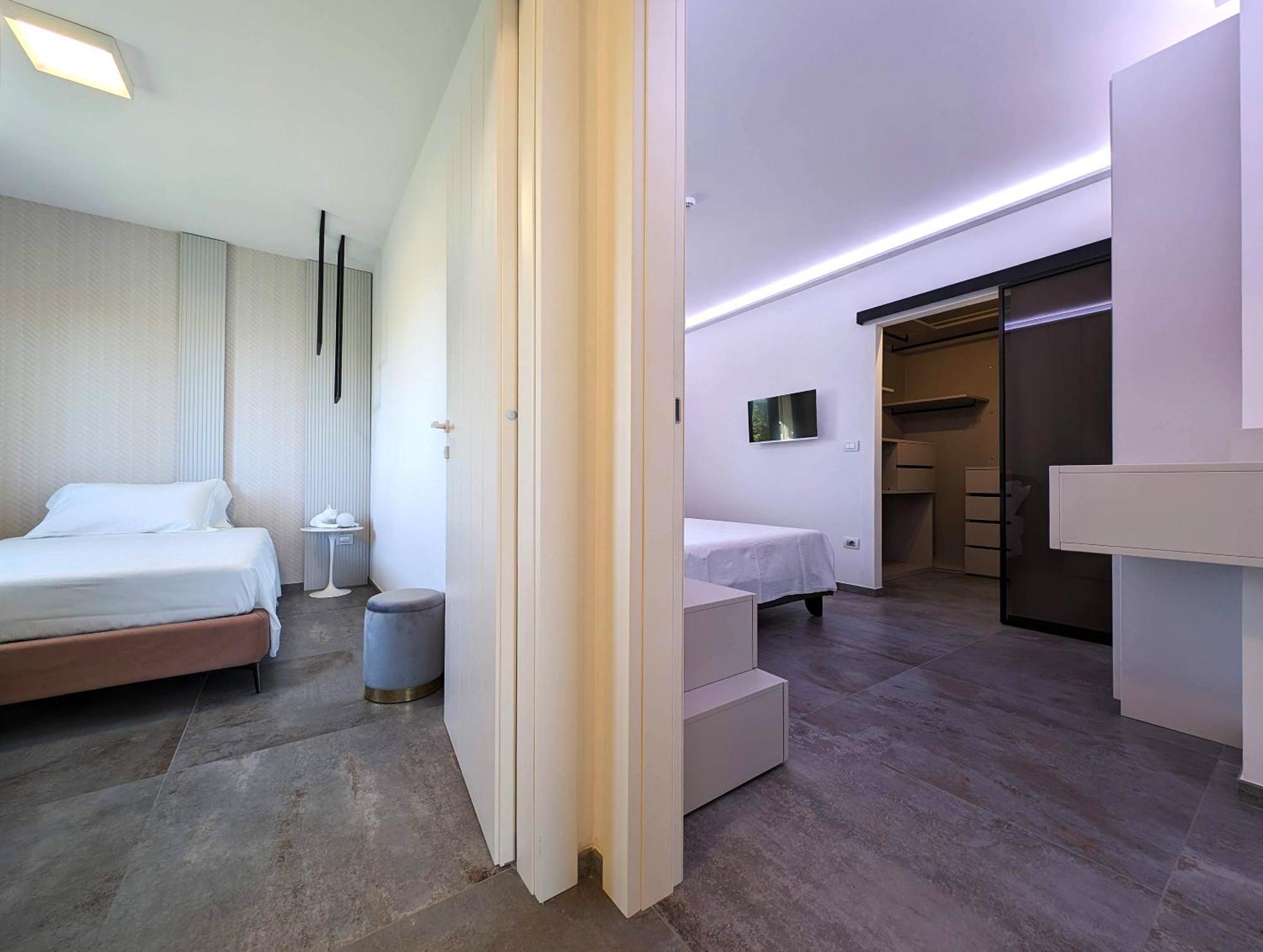 Alternative Relax Rooms By Oikia Vacanze Scorrano  Kültér fotó